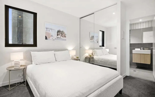 Stylish 2-bed Apartment With Stunning City Views