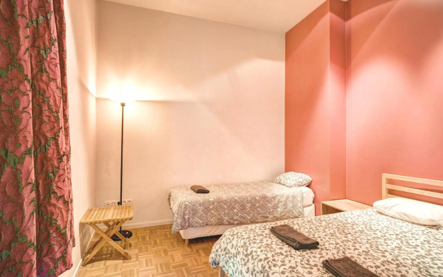 Three Bedroom Marble Apartment in the Heart of Antwerp