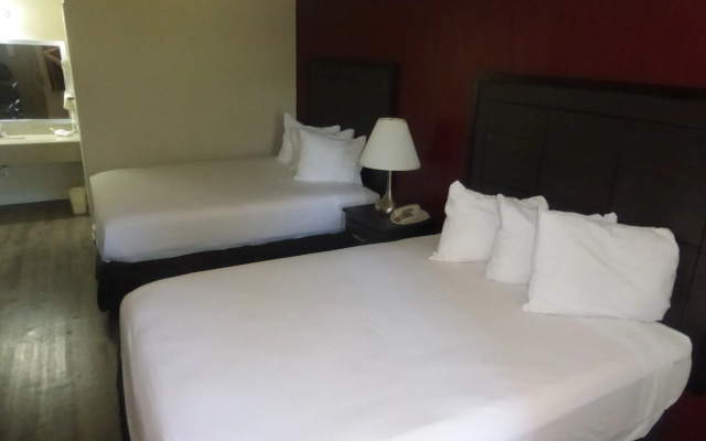 Отель Days Inn by Wyndham Forrest City I-40