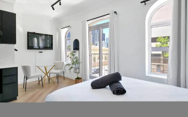 Chic Valour Studio in De Waterkant