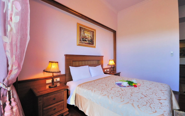 Aurora B&B