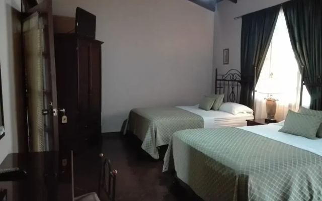 Casa Colonial Bed And Breakfast