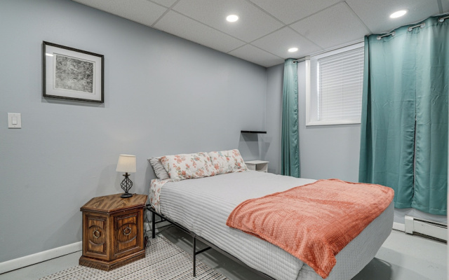 Downtown Casper Gem! Super Walkable Apartment