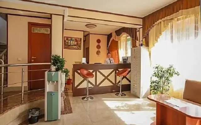 Hotel Genrih-I