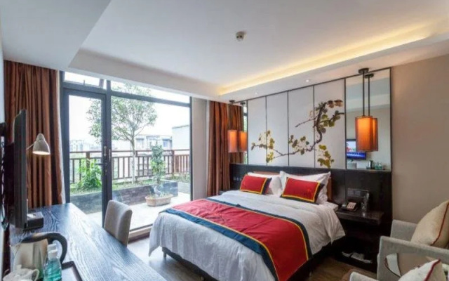 Chengdu Blue City Hotel