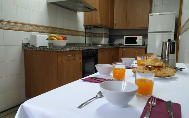 Homes for Tourist Use El Manin