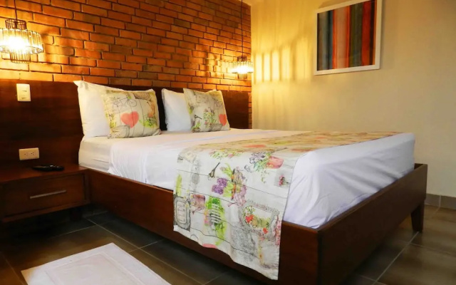 MON Hotel Boutique