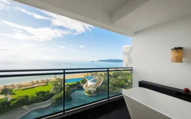 Dusit Thani Shuangyue Bay Resort Huizhou