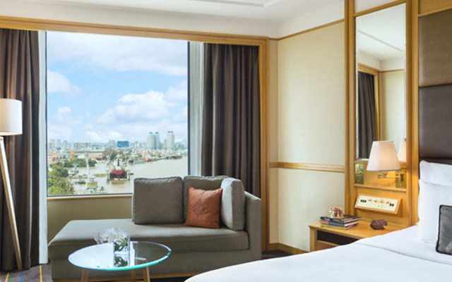 Renaissance Riverside Hotel Saigon