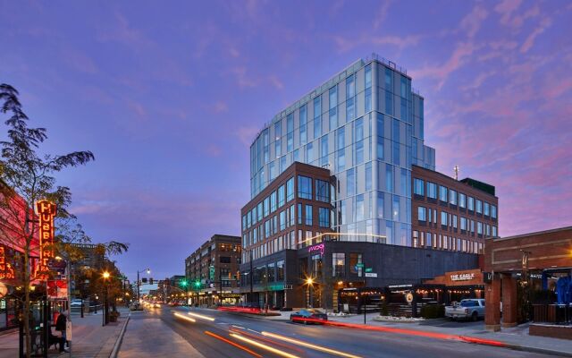 Отель Moxy Columbus Short North США, Колумбус - отзывы, цены и фото номеров - забронировать отель Moxy Columbus Short North онлайн вид на фасад