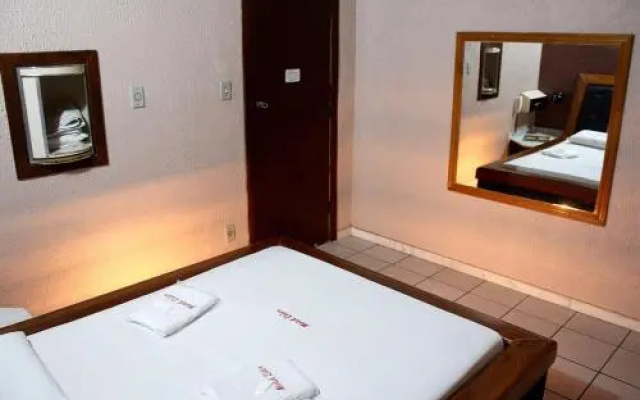 Motel Líder