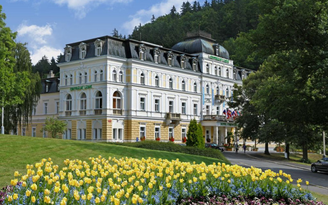 Отель Danubius Health Spa Resort Centrální Lázně Чехия, Марианске-Лазне - отзывы, цены и фото номеров - забронировать отель Danubius Health Spa Resort Centrální Lázně онлайн вид на фасад