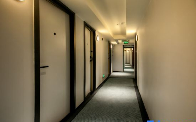 Hi Inn (Sanhe Century Plaza)