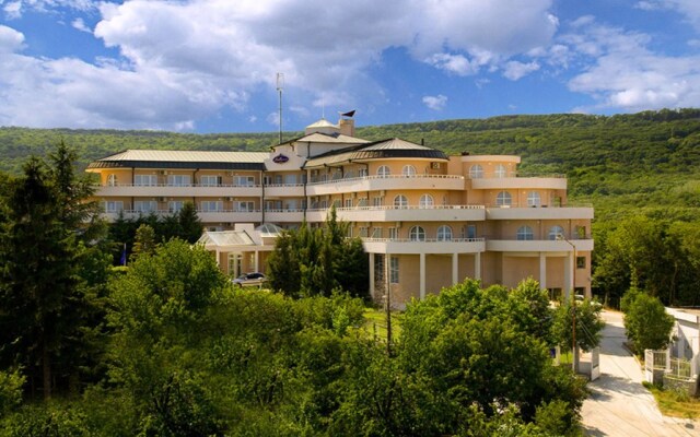 Отель Villa Bellevue Golden Sands Nature Park Золотые пески вид на фасад