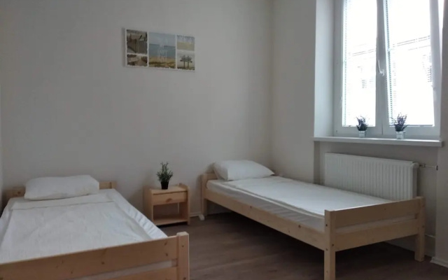 Kate&Jenny-Cosy place city center