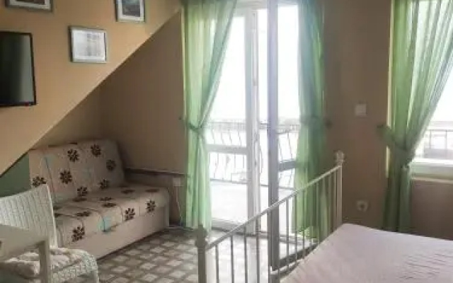 Studio Apartments Krasici