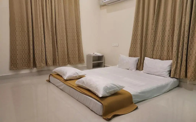 Srirangam Service Apartment