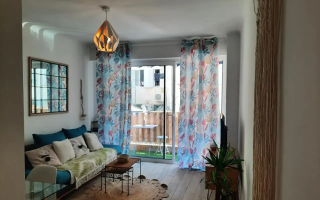 T2 neuf, balcon, centre Cannes, 15 min du Palais
