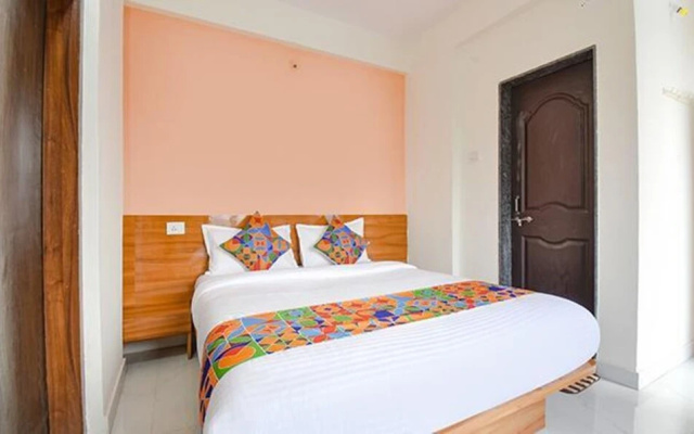 FabHotel Silver 9
