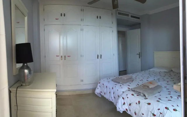 Sinfonia Del Mar Apartment