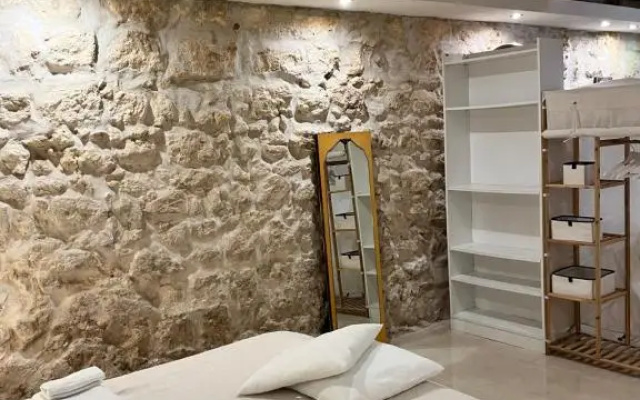 House74