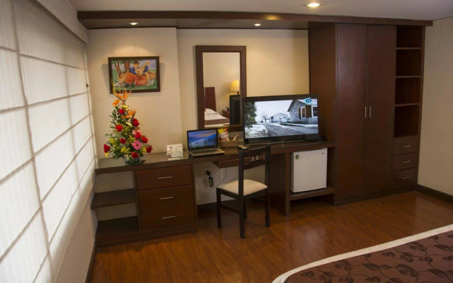 Hotel La Sabana