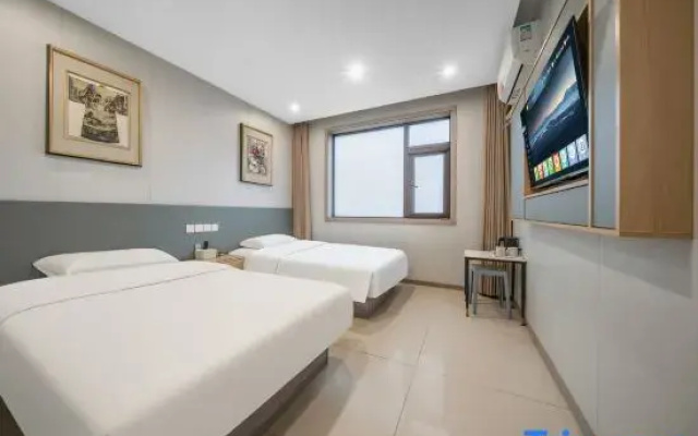 Zhumadian Yaxuan Express Hotel