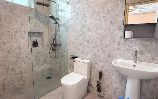 Aesthetic Muji Pool Villa in Ipoh | 5BR 24Pax