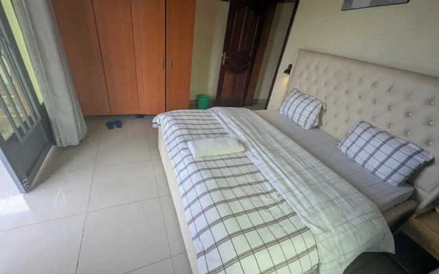 Lunaris Homes