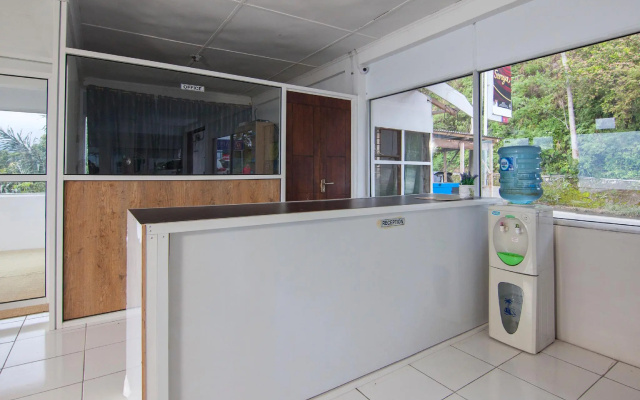 OYO 1677 Gapura Hotel