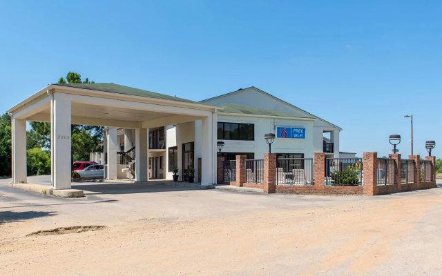 Motel 6 Concord - Kannapolis