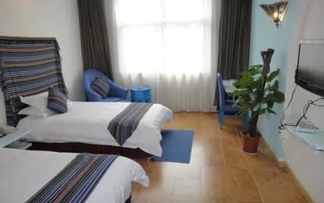 A Nest Hotel