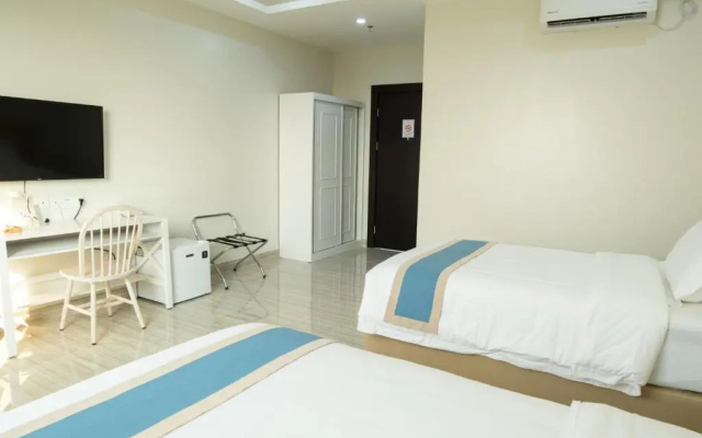 Hampton Suites