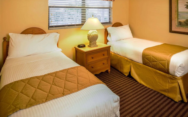 Hilton Vacation Club Charter Club Naples Bay
