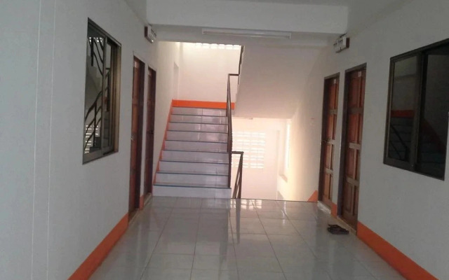 Viriya Apartment