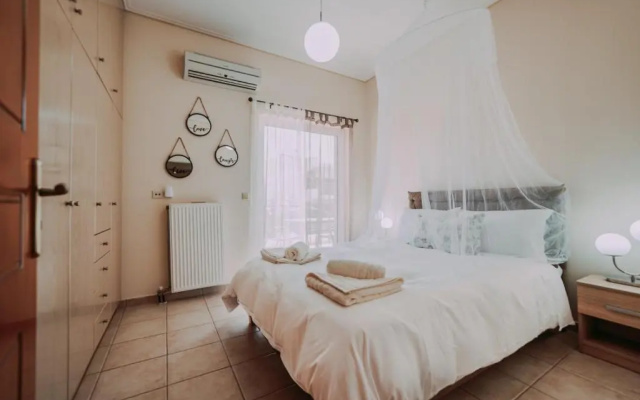 Bessis Apartments