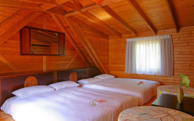 Kentington Resort