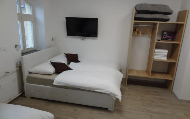 Tabor - Apartments Rozmanova Street