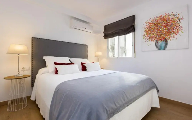 Charming Apartment in the Best Area of Seville Placentines
