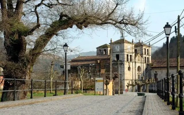 Hotel Cornellana