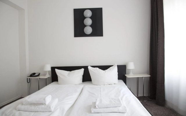Hotel Mons Am Goetheplatz