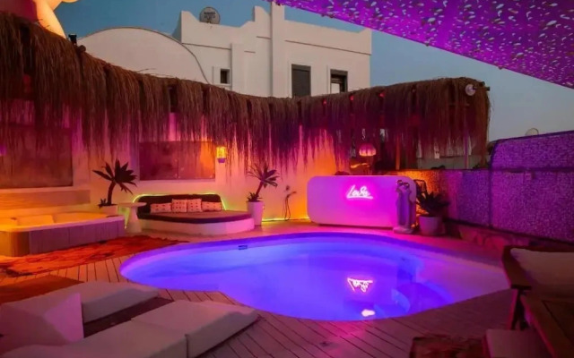 Bodrumda Deniz Manzaralı 3 Odalı Villa