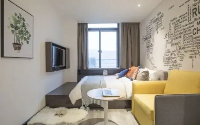 CJIA Apartment (Shanghai Caohejing Caobao Road Metro Station)