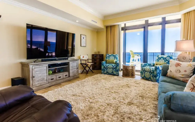 Phoenix West II 2301