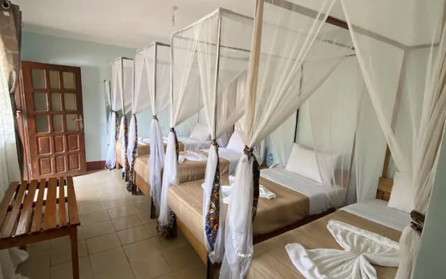 Patamu Restaurant & Lodge