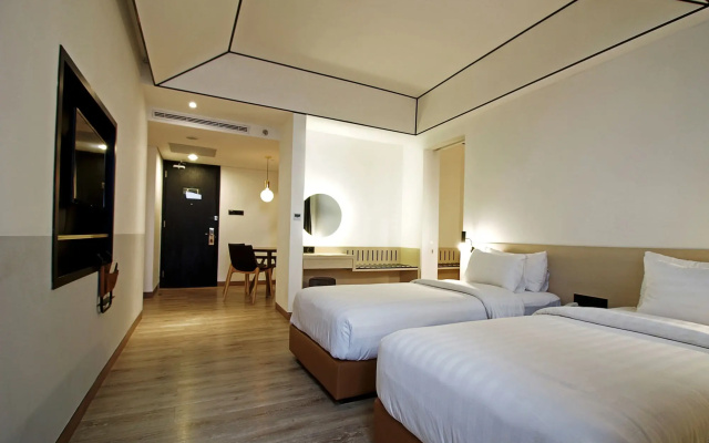 Gaia Cosmo Hotel