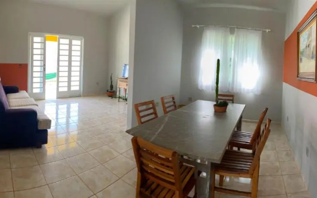 Pousada Vila Tadeu