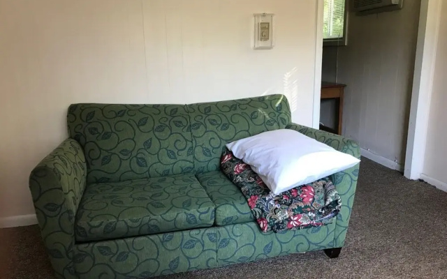 Country Place Inn And Suites