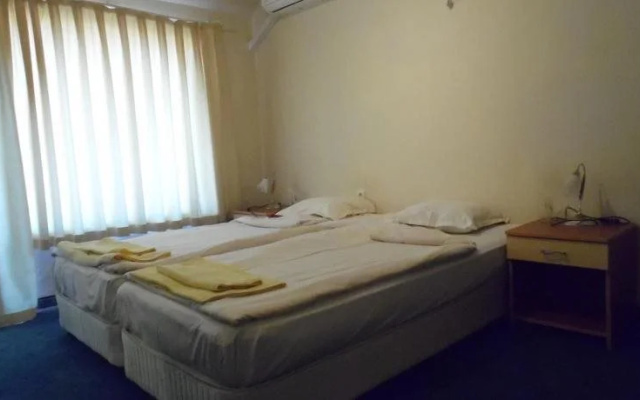Amigos Hotel