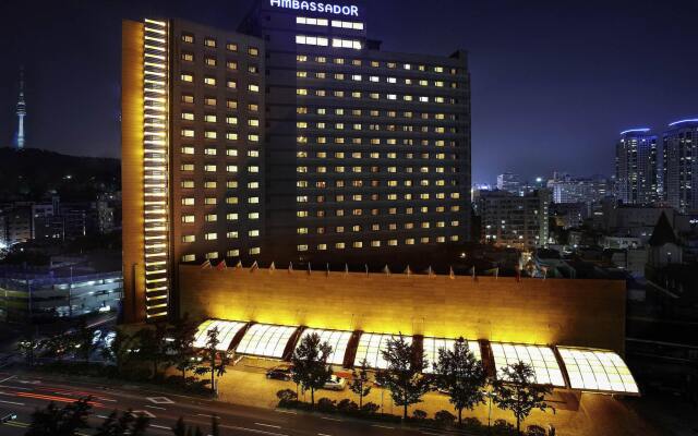 Отель Grand Ambassador Seoul associated with Pullman вид на фасад